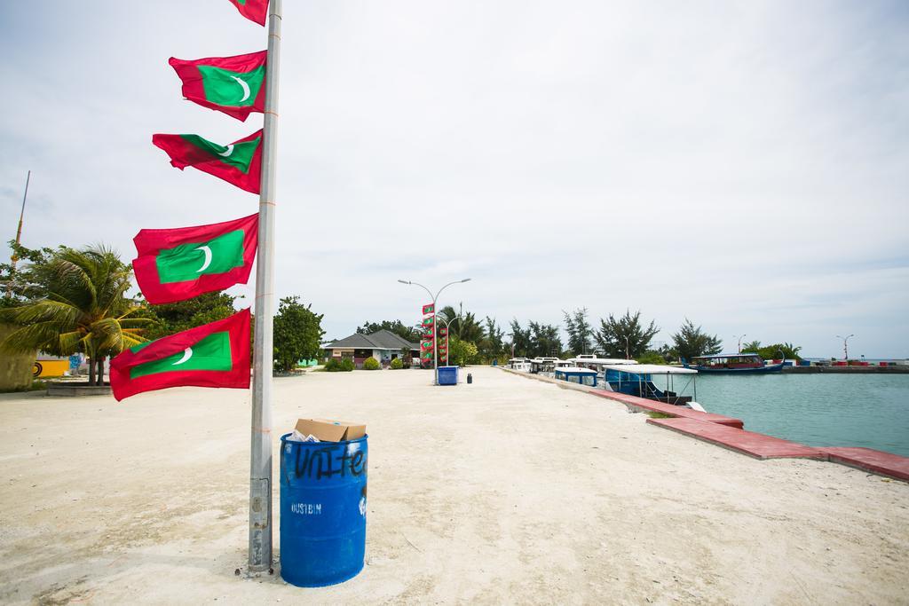 Hotel Maldives Seashine Huraa Exterior foto